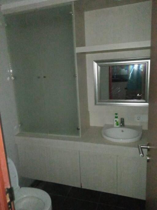 Mg Suite 1Bedroom Apartment By Just Inn Management Semarang Luaran gambar